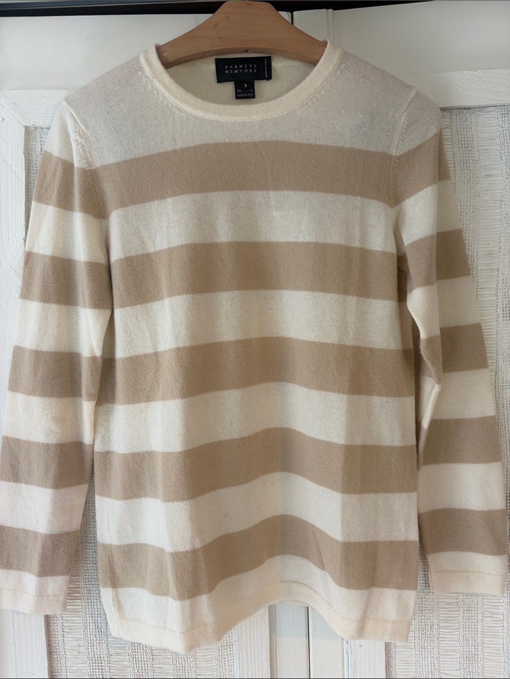 Barneys New York 100% tan and cream stripped cashmere sweater! Size small